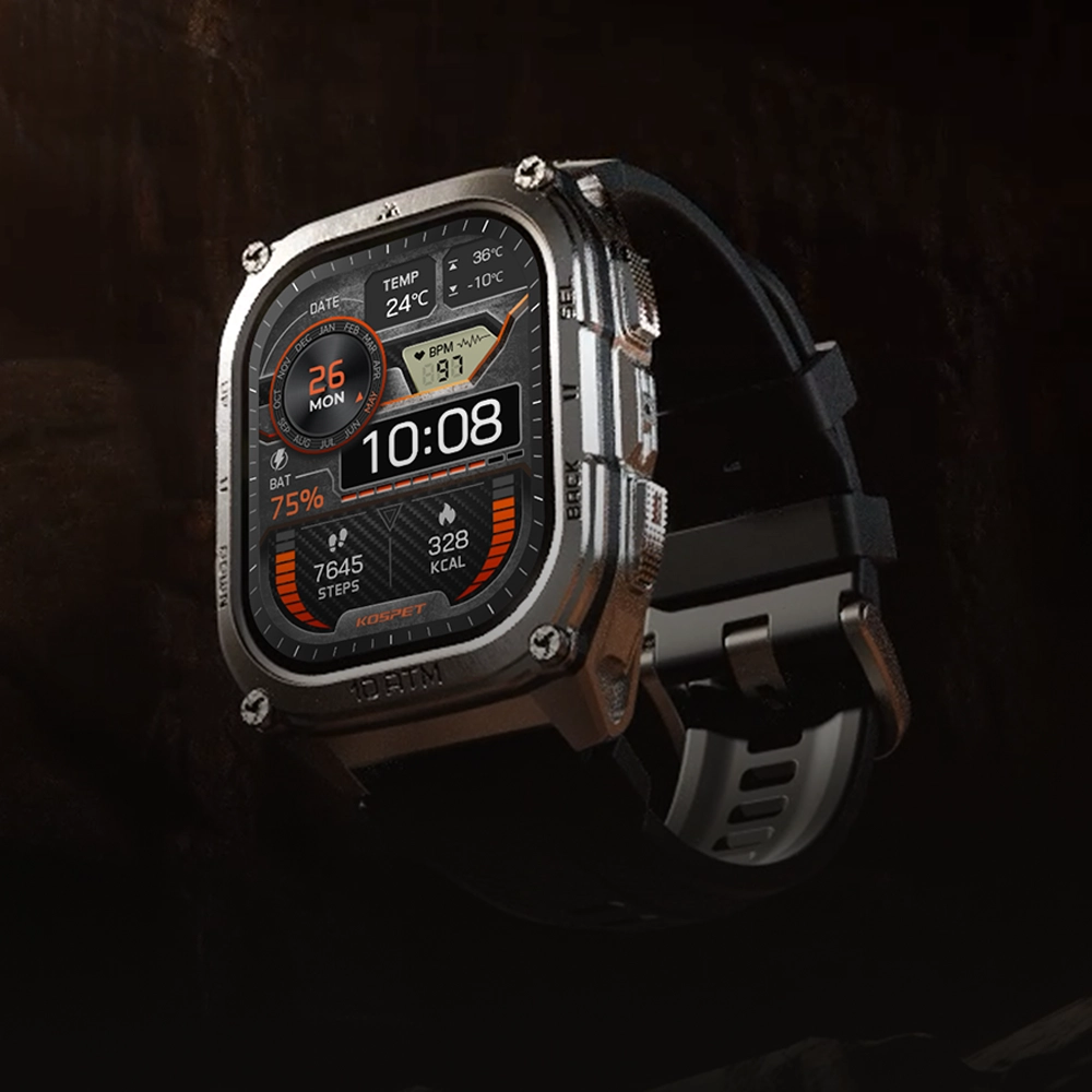 Srebrny Kospet Tank M4 z uruchomionym ekranem i silikonowym paskiem na ciemnym tle.