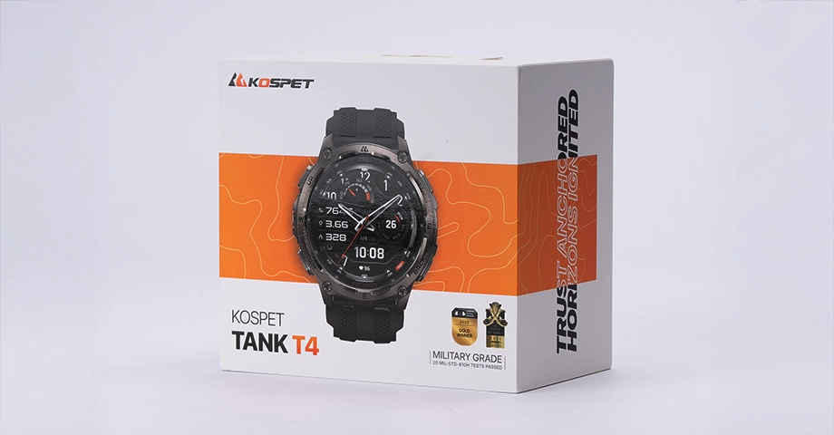 Pudełko smartwatcha Kospet Tank T4 na szarym tle.